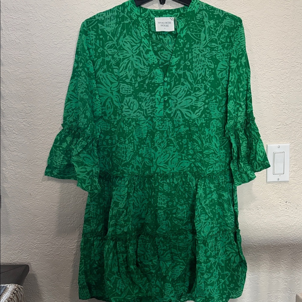 Hyacinth House Green Asymmetrical Dress - Picture 4 of 4